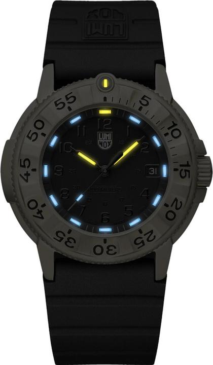 Image du produit Luminox Navy Seal Foundation 3200 Series (Montre analogique, Swiss Made, 43 mm)