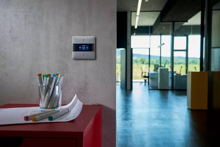 Produktbild Theben iON 108 KNX SR