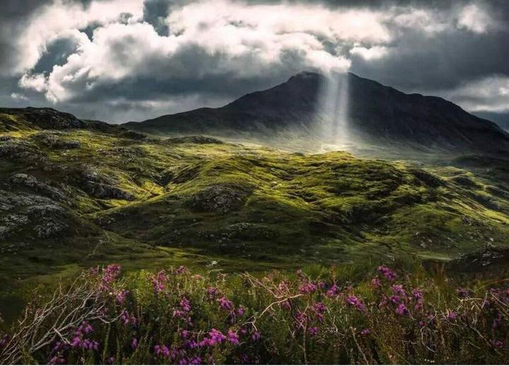 Productafbeelding Ravensburger Puzzel 12000794 - Mysterieuze bergen - 1000 stukjes puzzel voor volwassenen vanaf 14 jaar (1000 onderdelen)