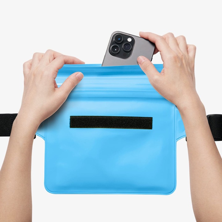Actual product image Spigen Aqua Shield Waterproof Waist Bag A620 2 Pack, sea blue AMP06020