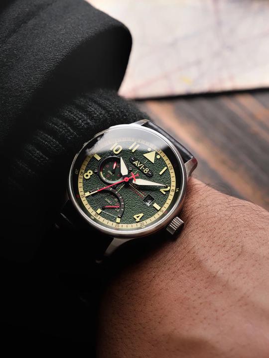 Produktbild AVI-8 AV-4101-0A Hawker Hurricane McKellar Dual Time (Fliegeruhr)