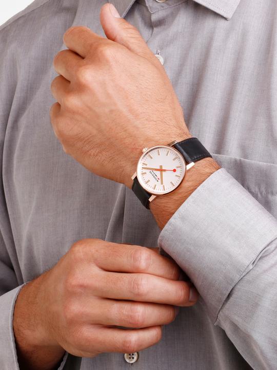 Produktbild Mondaine Evo2 - Ip Roségold (Analoguhr, 40 mm)