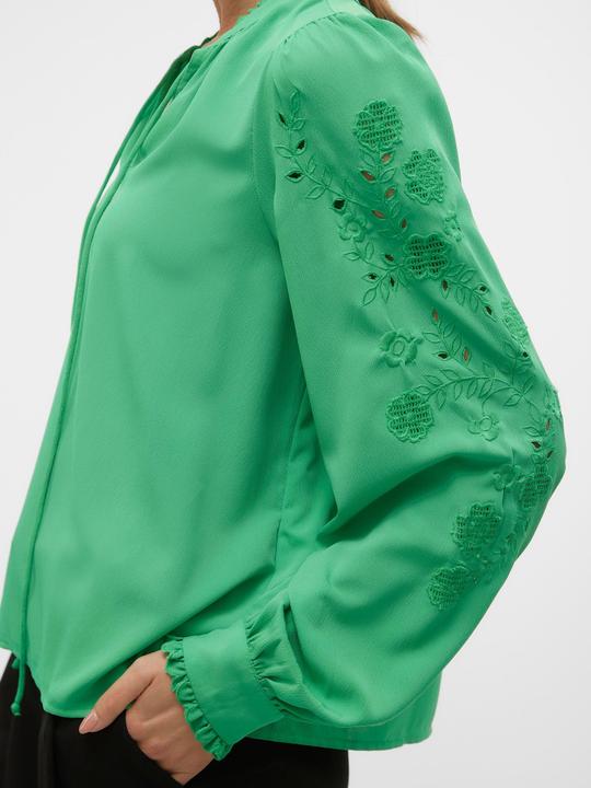 Produktbild Vero Moda Normal geschnitten V-Ausschnitt Ärmelbündchen mit Knopf Top Bluse (S)