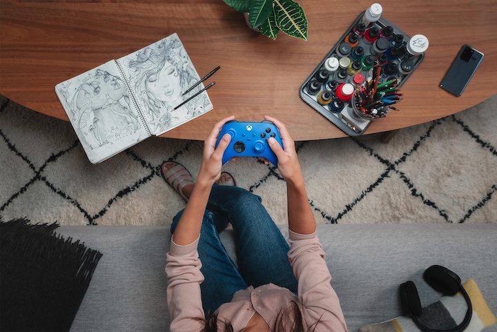 Produktbild Microsoft Xbox Wireless Controller - Shock Blue (PC, Xbox One X, Xbox Series X, Xbox One S, Xbox Series S)