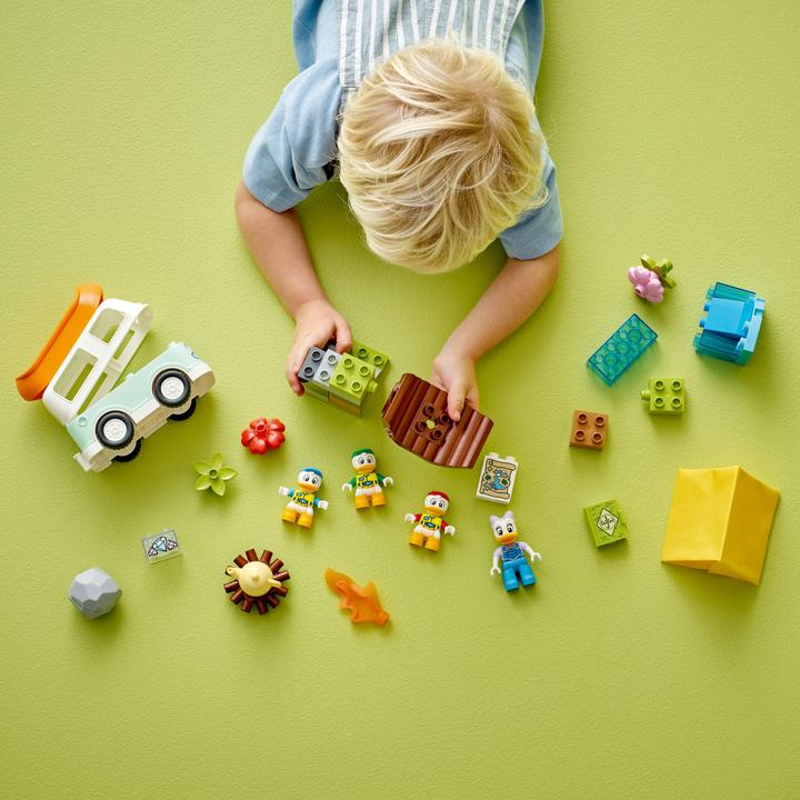 Actual product image LEGO Camping adventure (10997)