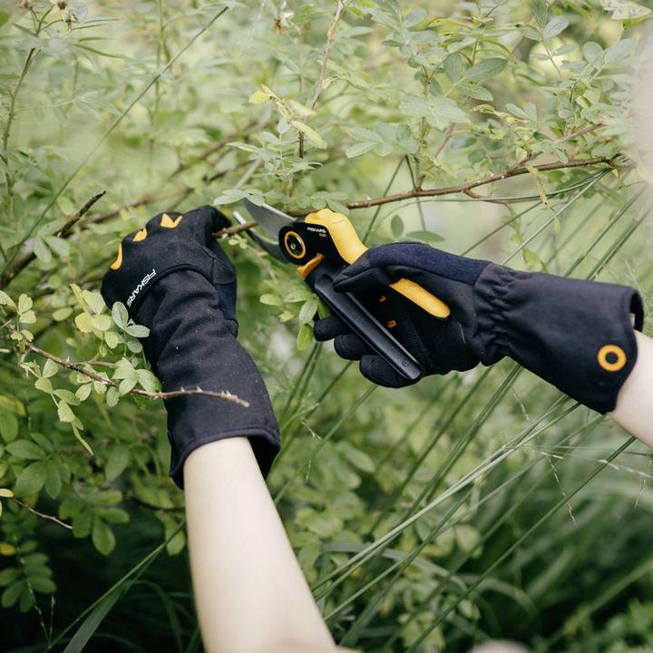 Productafbeelding Fiskars Handschoenen voor struikverzorging maat 8 (8)