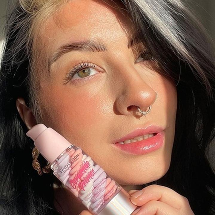 Actual product image Makeup Revolution Candy Haze Ceramide Primer