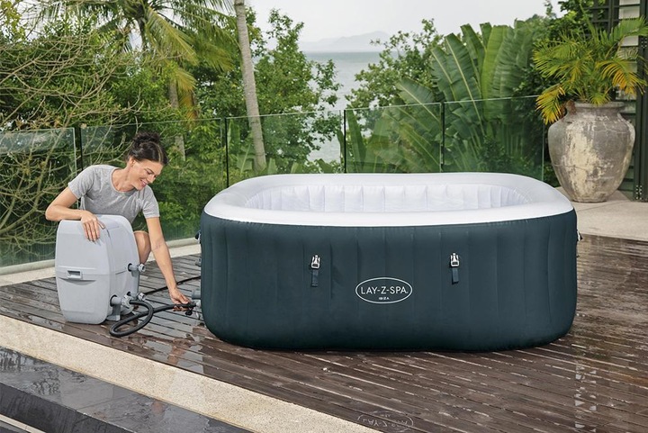 Actual product image Bestway Lay-Z-Spa Ibiza AirJet (6 pers.)