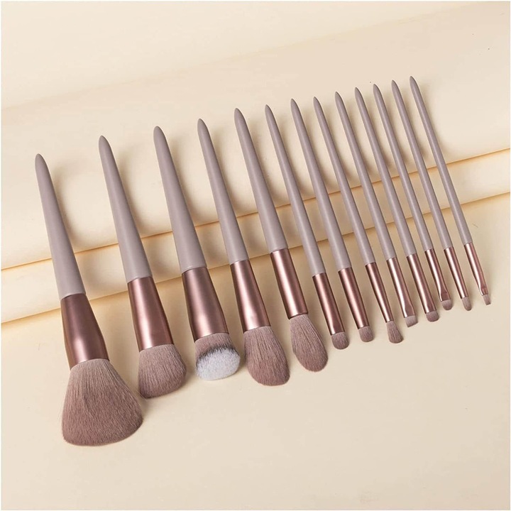 Produktbild JTI 13x Make-up-Pinsel mit Aufbewahrungstasche