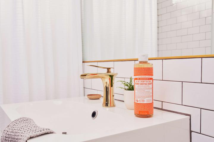 Produktbild Dr. Bronner's Pure Castile Liquid Soap Tea tree 475 ml (475 ml)