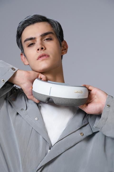 Actual product image SKG Eye Massager