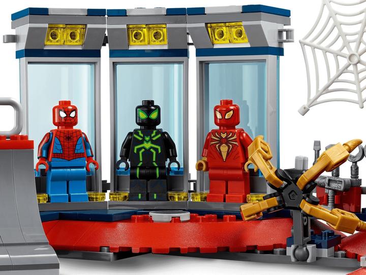 Actual product image LEGO Super Heroes 76175 Attack on the spider cave (76175, LEGO Marvel)