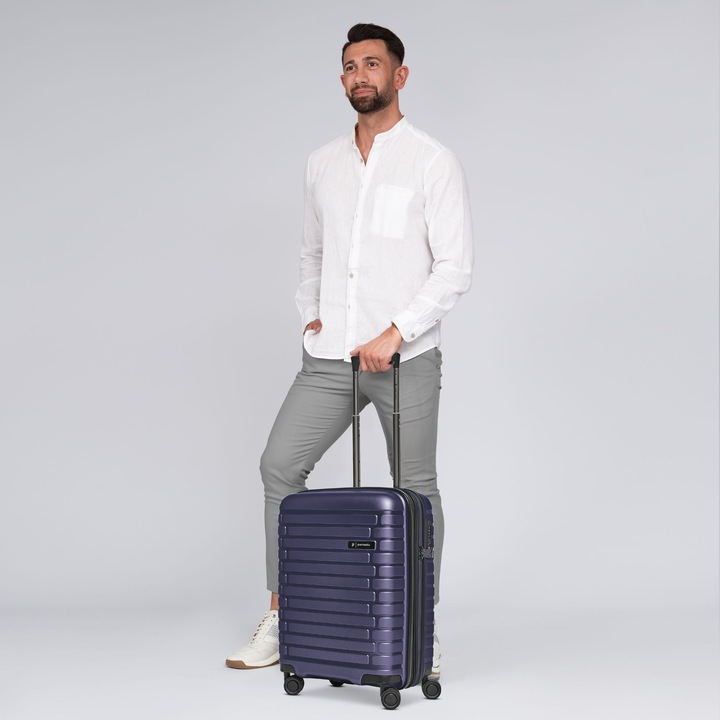 Actual product image Pactastic Collection 04 THE CABIN + 4 Rollen Kabinentrolley S 55 cm mit Dehnfalte (40 l, Hand luggage (up to 50 litres))
