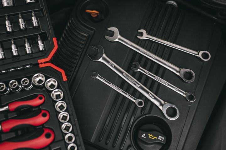 Immagine prodotto Gedore Red Set di chiavi a cricchetto combinate metriche 12 pezzi (19 mm, 12 mm, 14 mm, 16 mm, 10 mm, 18 mm, 17 mm, 11 mm, 15 mm, 8 mm, 9 mm, 13 mm)