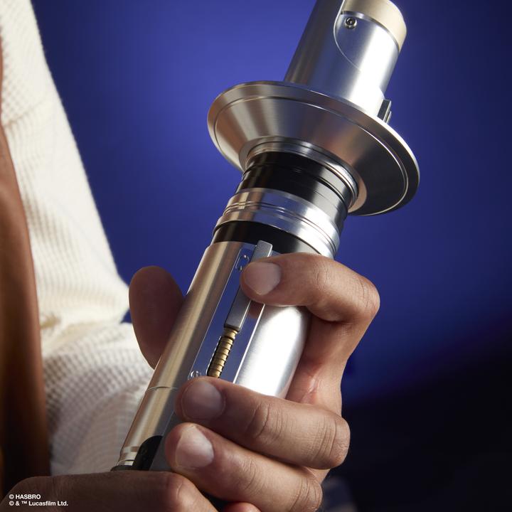 Produktbild Star Wars Force FX Elite Ezra Bridger Lightsaber