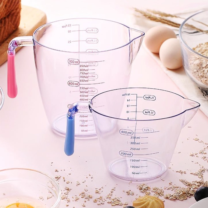 Actual product image Intirilife Pack of 3 measuring cups (900 ml)