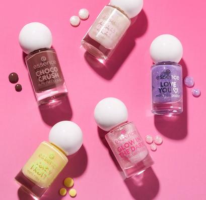 Immagine prodotto essence Nagellack Mini Nail Polish 16 PEARLY GLAZE (16 GLASSA PERLATA, Bianco)