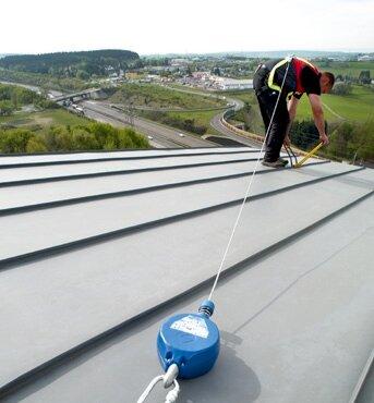 Actual product image Werkstarck Retractable type fall arrester Flexible HWB (Height safety device, 136 kg)