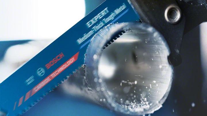 Produktbild Bosch Professional Zubehör EXPERT ‘Medium-Thick Tough Metal’ S 1155 HHM Säbelsägeblatt, 1 Stück