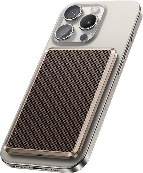 Actual product image Benks Powerbank 5000mAh MP15 ArmorGo Tint Gold - Typ C - magnetisch mit induktivem Laden (5000000 mAh, 10 W)