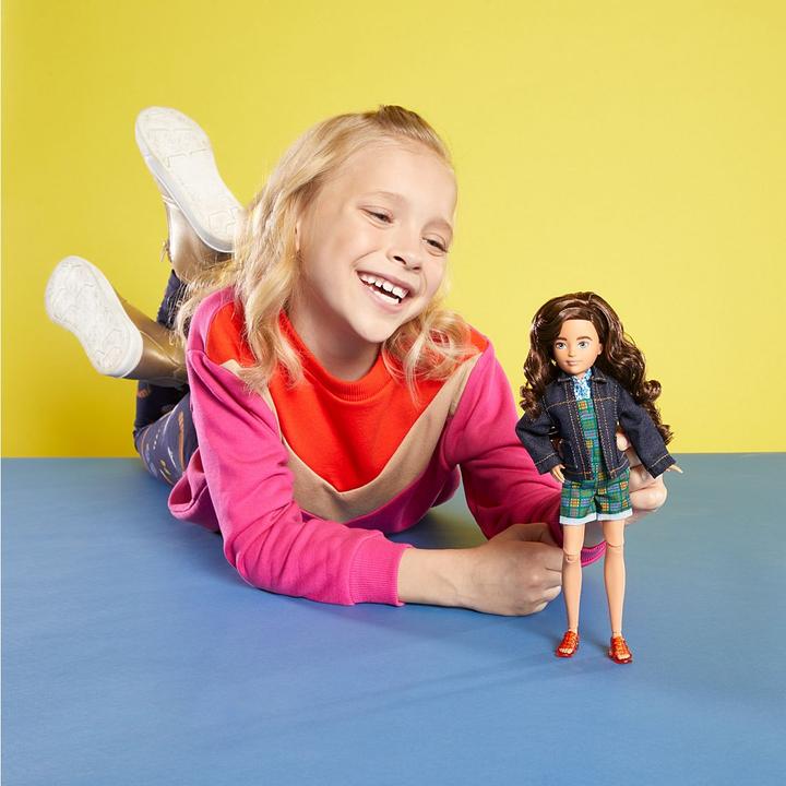 Actual product image Mattel Creatable World Deluxe Character Set