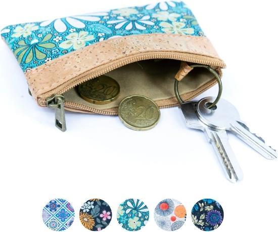 Produktbild MB Cork Schickes Mini-Portemonnaie aus bedrucktem Kork mit zwei Reissverschlussfächern