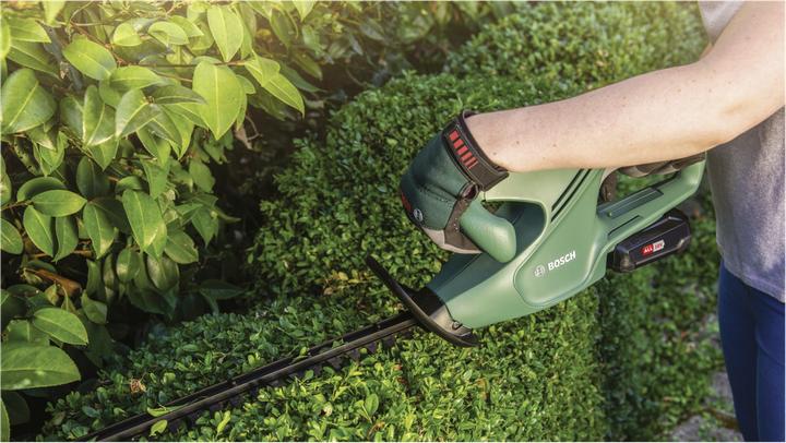 Productafbeelding Bosch Home & Garden EasyHedgeCut 18-45 (Oplaadbare batterij)