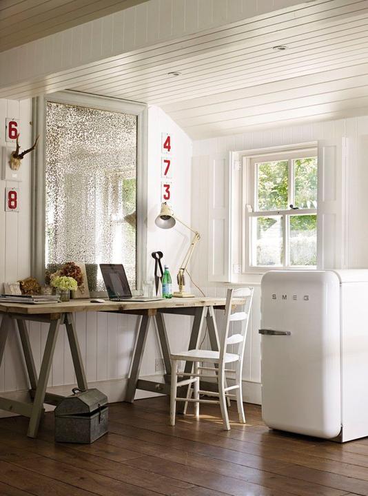 Actual product image Smeg Retro Style FAB10RWH5 (122 l)