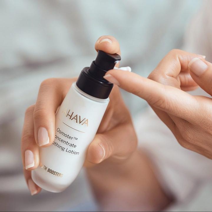 Produktbild Ahava YOUTH BOOSTERS Osmoter Concentrate Smoothing Lotion (50 ml, Tagescreme)