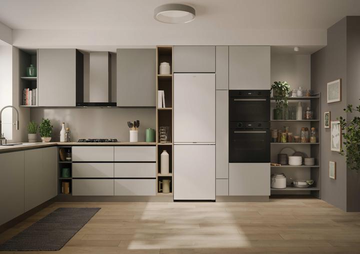 Produktbild Candy CNCQ2T618CW (355 l)