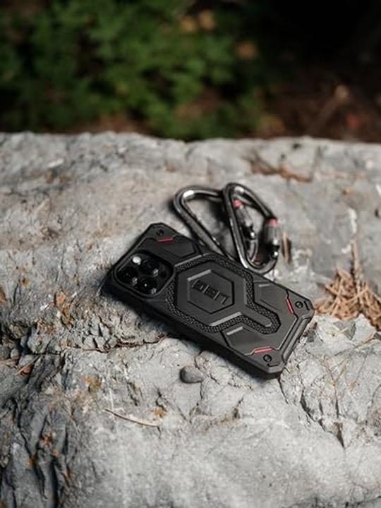 Actual product image UAG Monarch Pro (Apple iPhone 15 Pro Max)