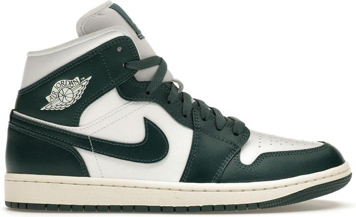 Oxidised Green, Sail, White