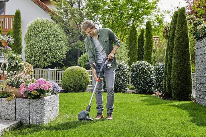 Produktbild Gardena ComfortCut Li-18/23 (Kunststoffmesser)