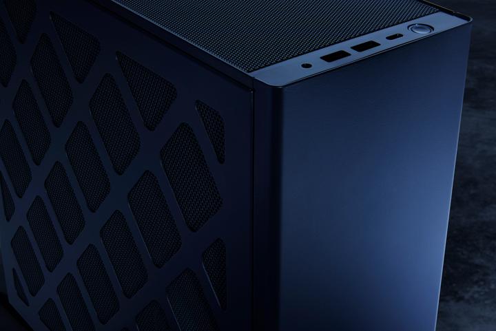 Image du produit ASUS NUC13RNGI70002 Extreme kit i7-13700K EU Cord (Intel Core i7-13700K)