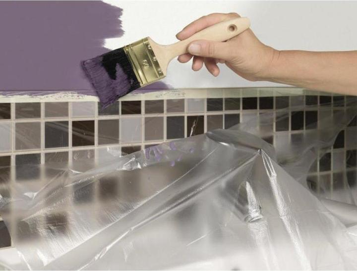 Produktbild tesa EASY COVER Premium Abdeckfolie für Malerarbeiten inkl. Abroller (550 mm)