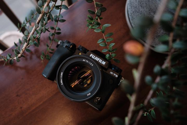 Produktbild Samyang AF 75mm F1,8 Fuji X (Fujifilm X, APS-C / DX)