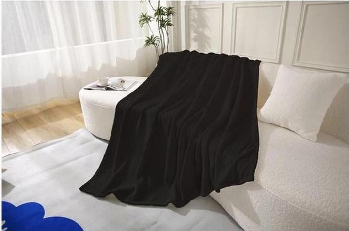 Actual product image Flair Shiny (150 x 200 cm)