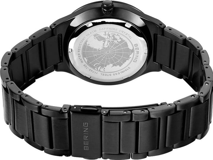 Actual product image Bering Classic (Analogue wristwatch, 40 mm)