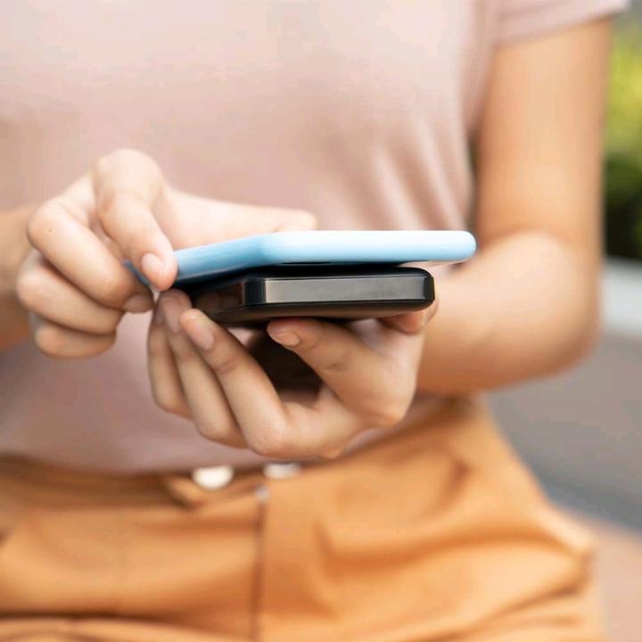 Image du produit V-TAC VT100011SG Power Bank 10000 mAh MagSafe Ultra ThinGrau (10000 mAh, 20 W, 37 Wh)