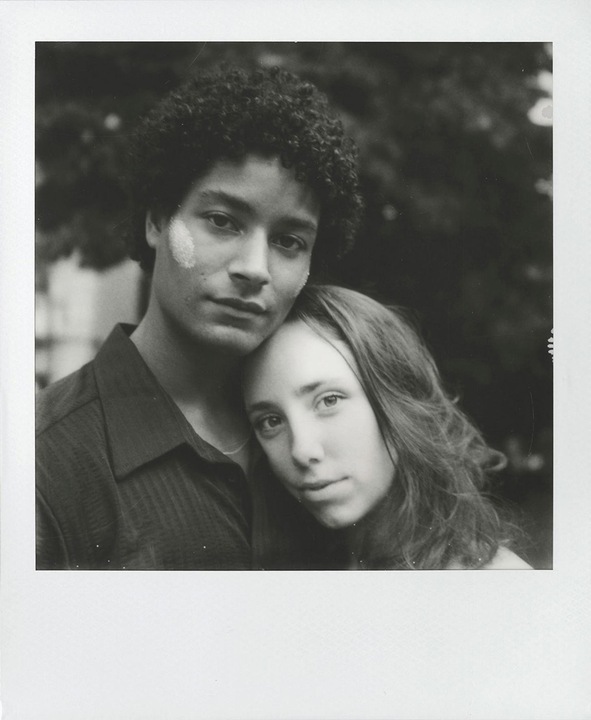 Actual product image Polaroid B&W Film SX-70 (8Photos) (SX-70)