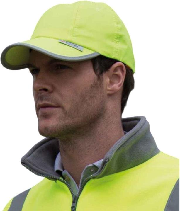 Actual product image Regatta Hi-Vis Cap (One size)