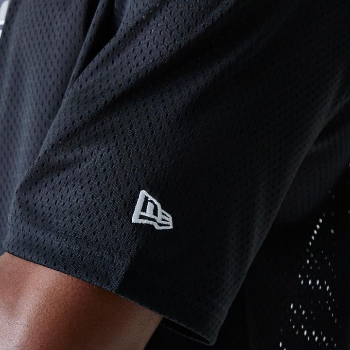 Image du produit New Era Mesh Jersey Oversized Shirt - Las Vegas Raiders (XXL)