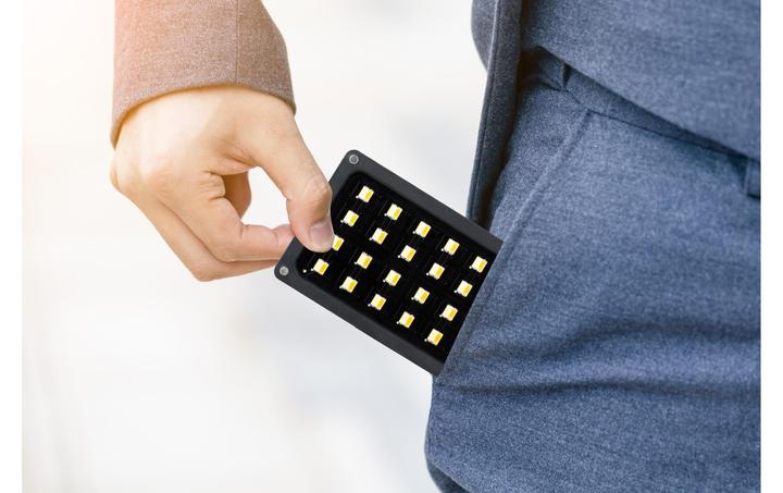 Actual product image Viltrox RB08 (Video light)