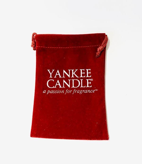 Yankee Candle Velvet Bag red