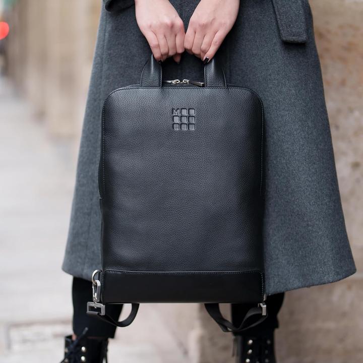 Actual product image Moleskine Classic Vertical Digital Device Bag