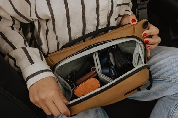 Actual product image Peak Design Everyday Sling 3L (3 l)