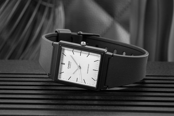 Immagine prodotto Casio Orologio da donna MQ-27-7EDF + SCATOLA