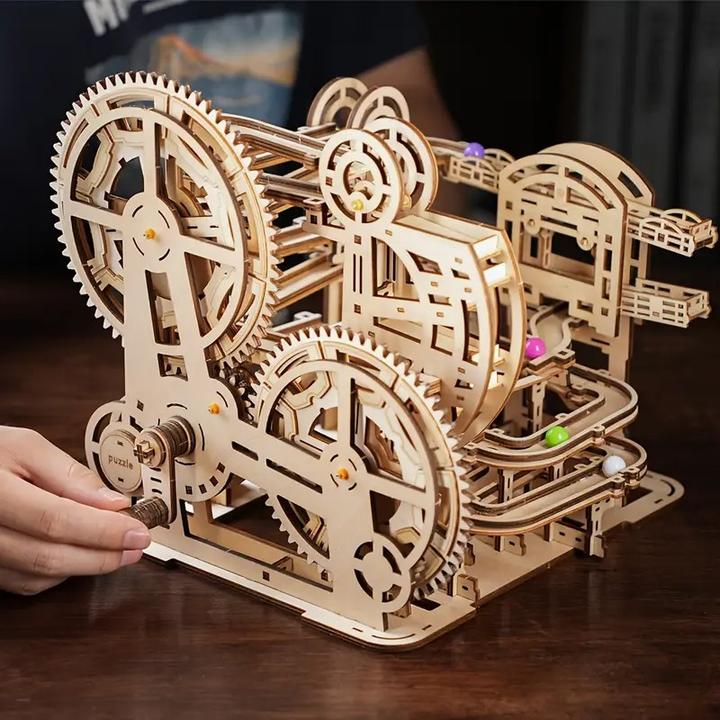 Produktbild The Toy Company 3D Holz Kugelbahn, Murmelbahn Puzzle aus Holz, batteriebetrieben