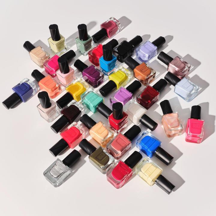 Immagine prodotto Catrice Gel Affair Nail Lacquer No. 013 Yellow Long-Lasting (013 Avere o non avere un'ape, Smalto per unghie effetto gel)