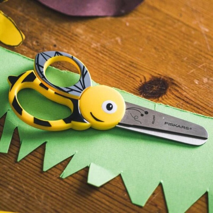 Actual product image Fiskars Animal scissors for children bee (13 cm)